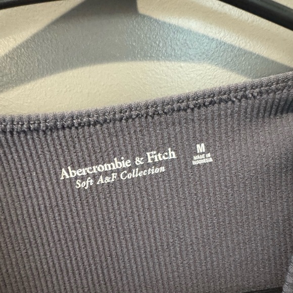 Abercrombie & Fitch Gray Fitted Crop T-Shirt - Picture 2 of 4